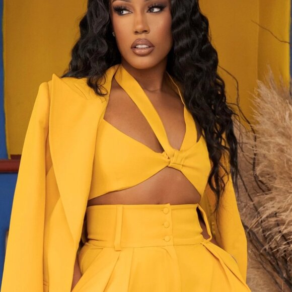 Ellaé Lisqué Yellow Pants Suit - Picture 3 of 8